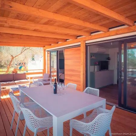 Mobilheim Maja Σπίτι διακοπών Nin