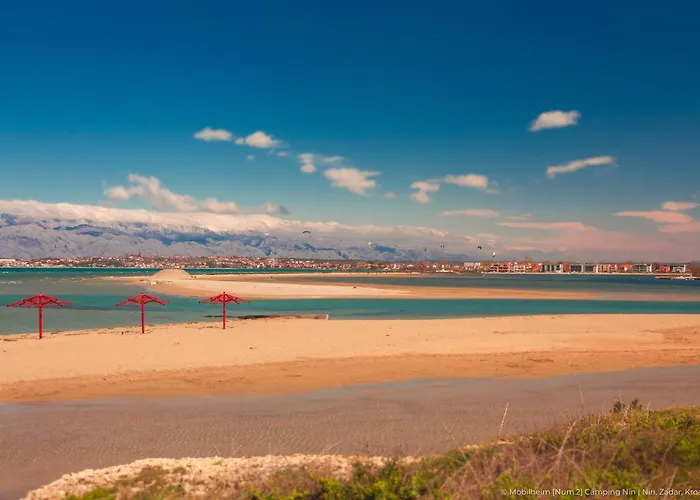 Mobilheim Maja בית נופש