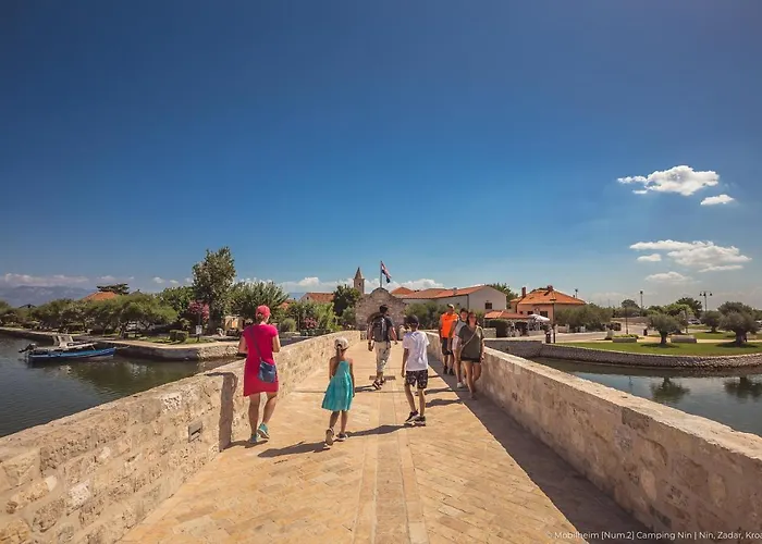 Mobilheim Maja * נין